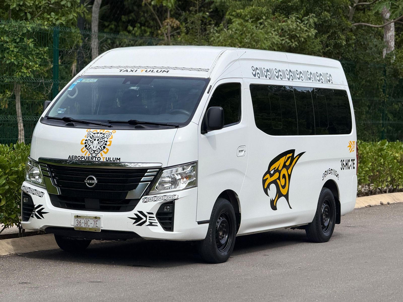 Nissan Urvan